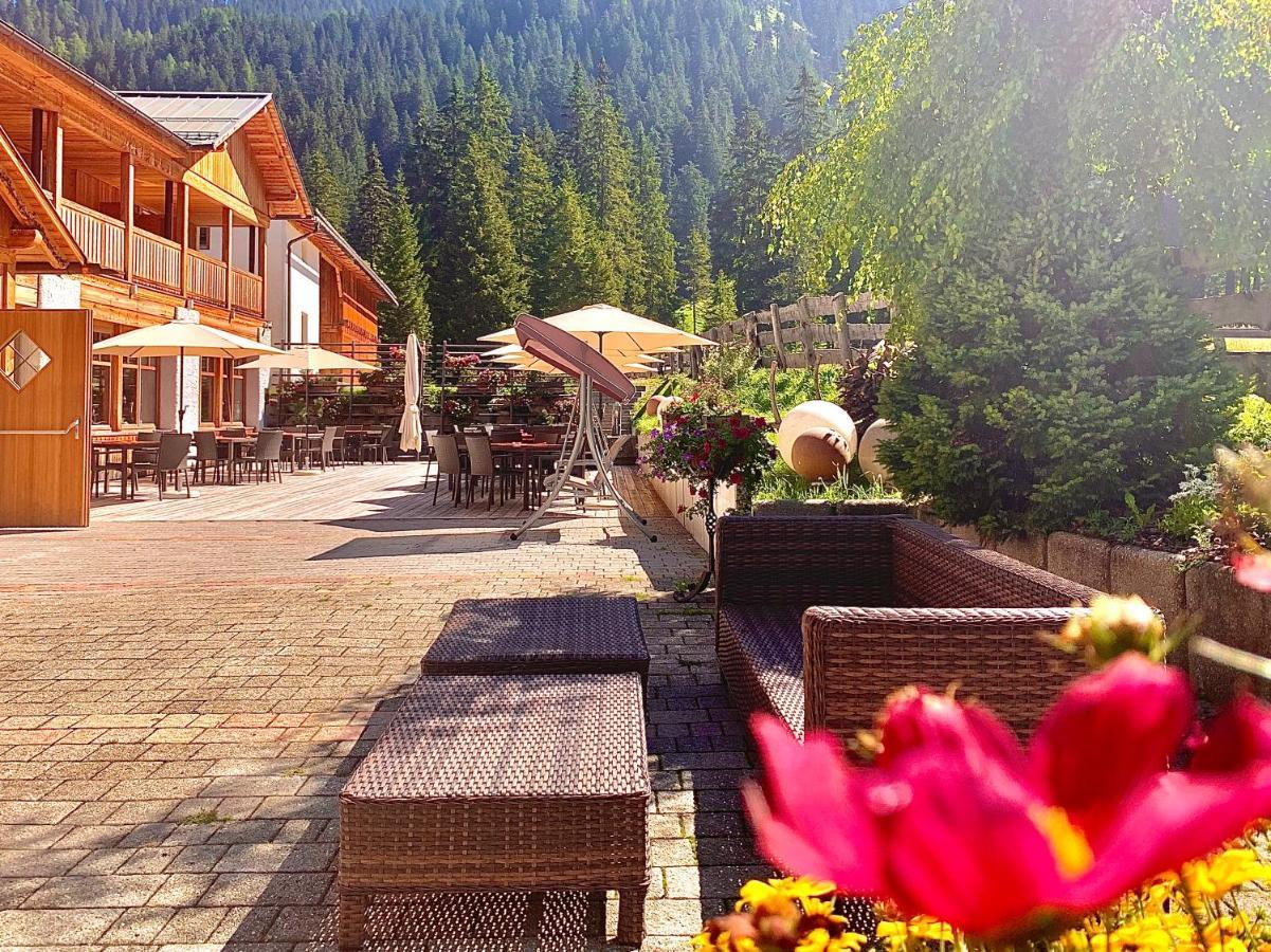 Alpin Natur Hotel Brueckele Braies  Exteriér fotografie