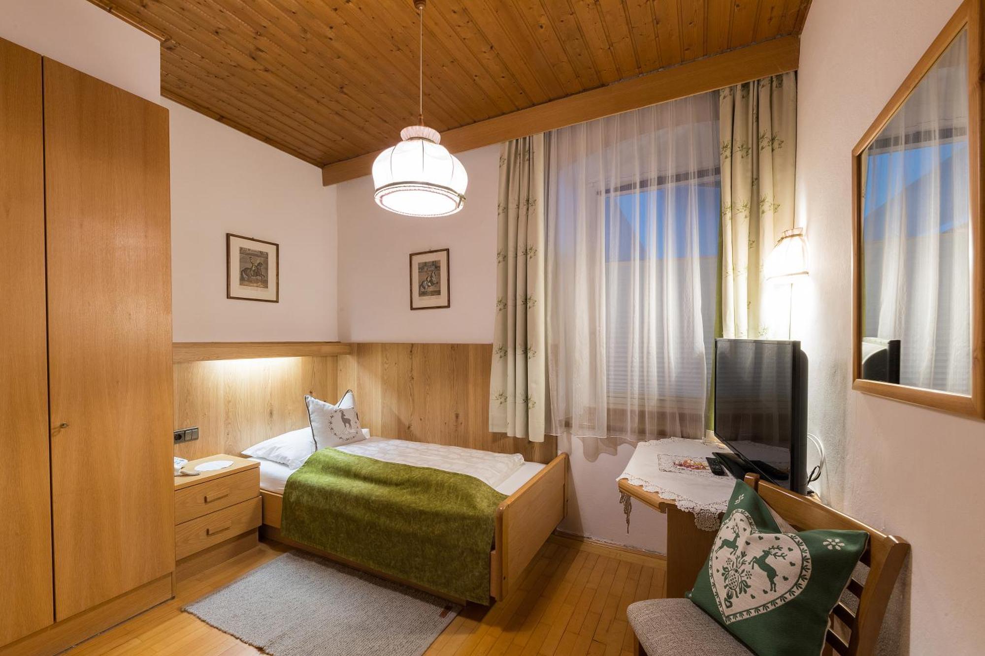 Alpin Natur Hotel Brueckele Braies  Exteriér fotografie