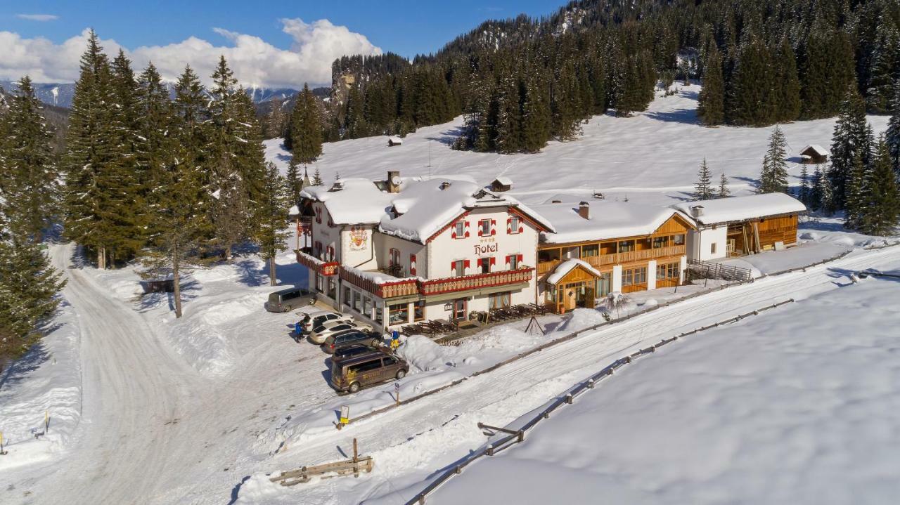 Alpin Natur Hotel Brueckele Braies  Exteriér fotografie