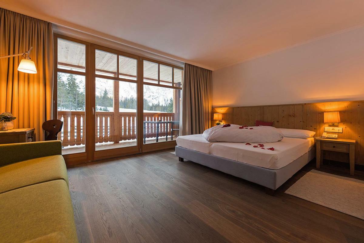 Alpin Natur Hotel Brueckele Braies  Exteriér fotografie